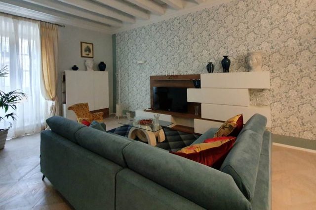 Arredamento funzionale a Lucca per zona giorno ordinata